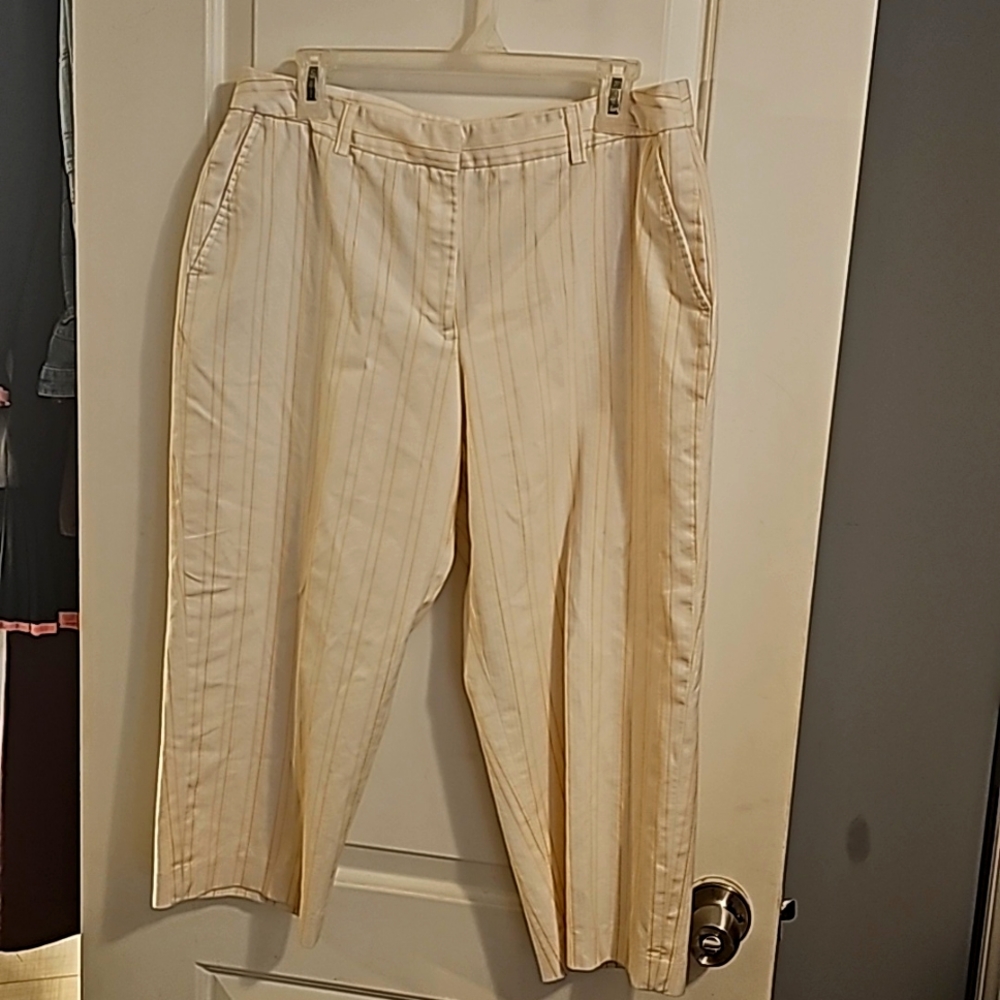 Studio Works Designer Capri/Cropped Pants, Sz 16, Pin-Strip Cream/Tan/Gold